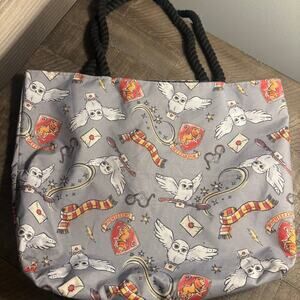 Wizarding World of Harry Potter Tote Bag Gray Patterned